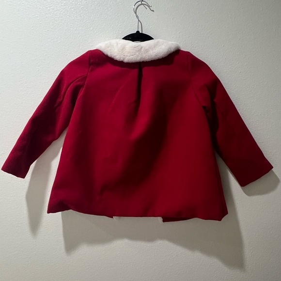 Max Studio Kids Girls Red Christmas Jacket with White Trim, bow accents, EUC 5/6 - Picture 2 of 8